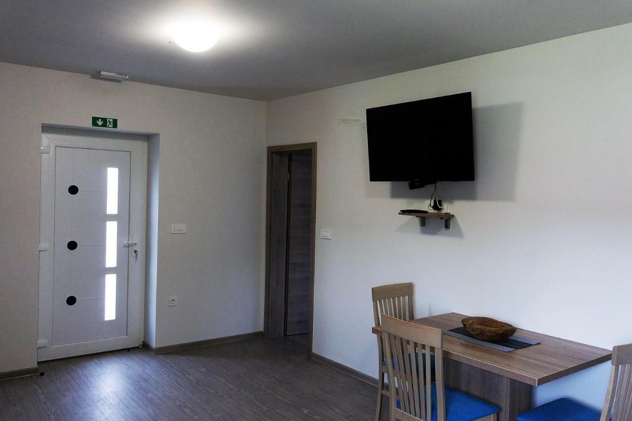 Viktoria Apartments เบลด ภายนอก รูปภาพ